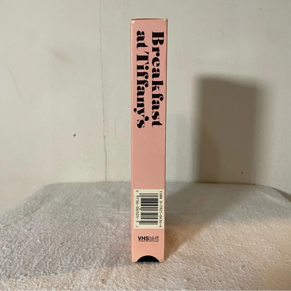 Vintage Collectible Breakfast at Tiffany's Audrey Helpburn VHS Tape Pink Cover - Picture 10 of 14